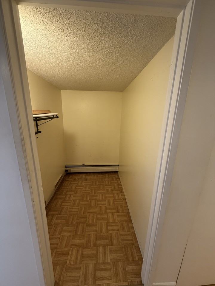 7407 171 Street # 104 - Photo 4 of 15