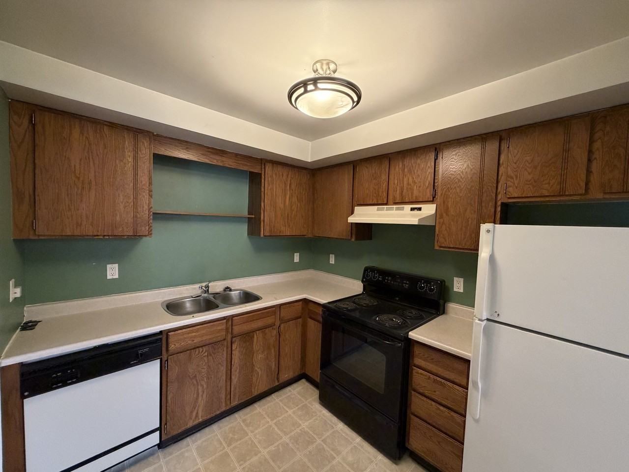 7407 171 Street # 104 - Photo 6 of 15