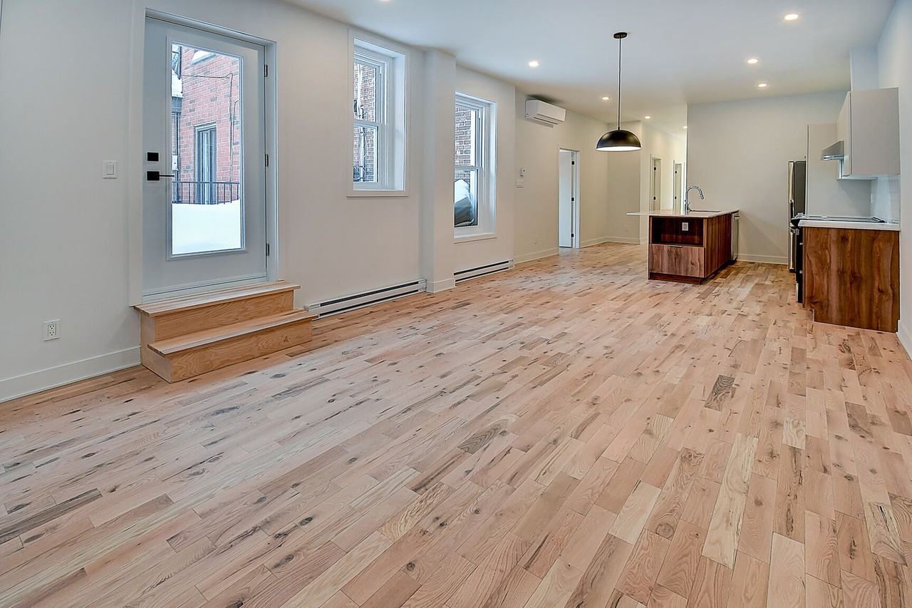 4791 Rue Ste-Catherine E. - Photo 5 of 14