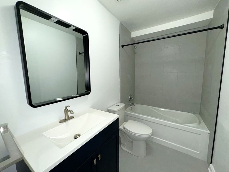 8-20 Evergreen Crt. - Photo 3 of 33