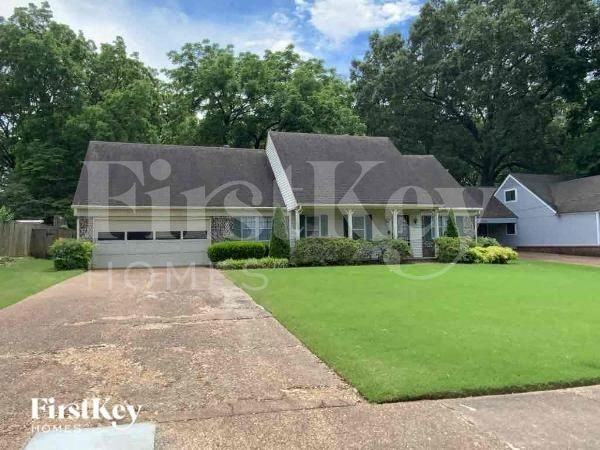 5749 North St - Photo 2 of 12