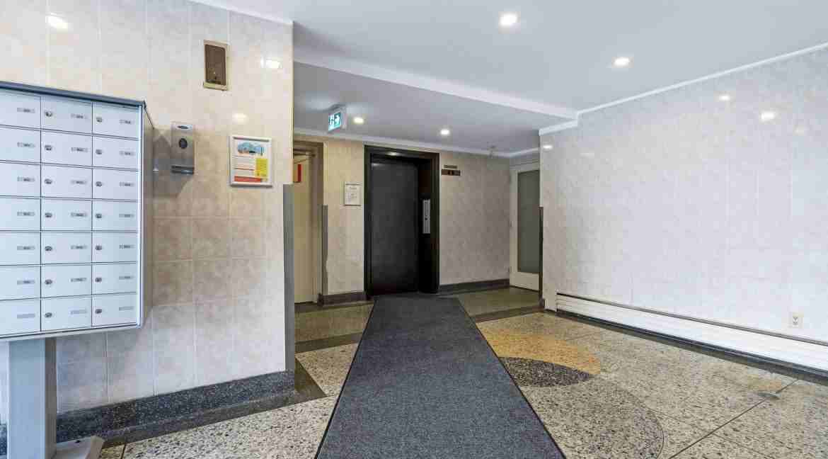 839 Roselawn Avenue - Photo 6 of 10