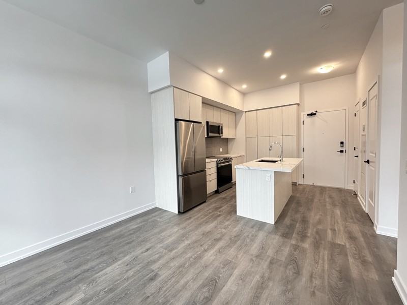 High Point - Photo 3 of 33