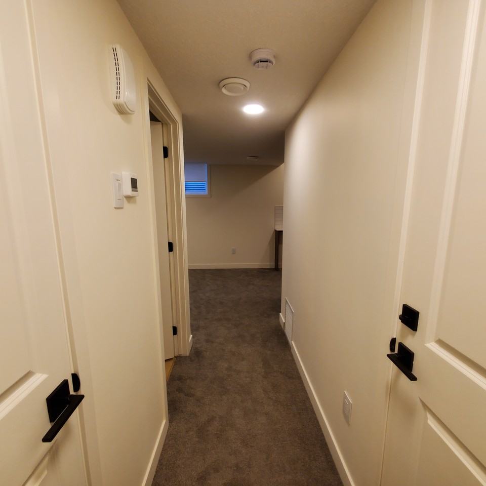 7426 95 St NW Basement Suite - Photo 5 of 12