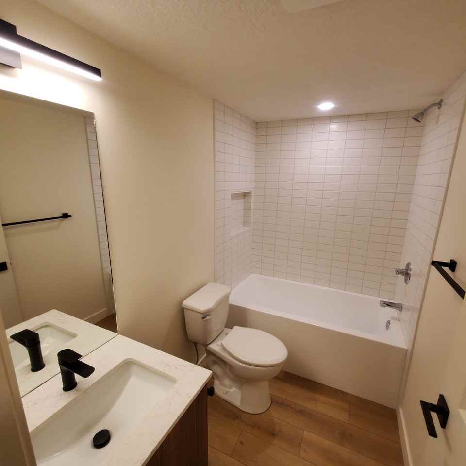 7426 95 St NW Basement Suite - Photo 6 of 12