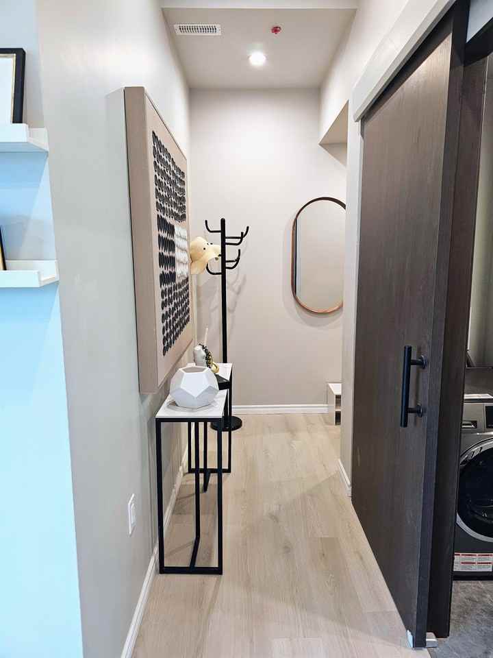 4 Ontario Street - Photo 5 of 50