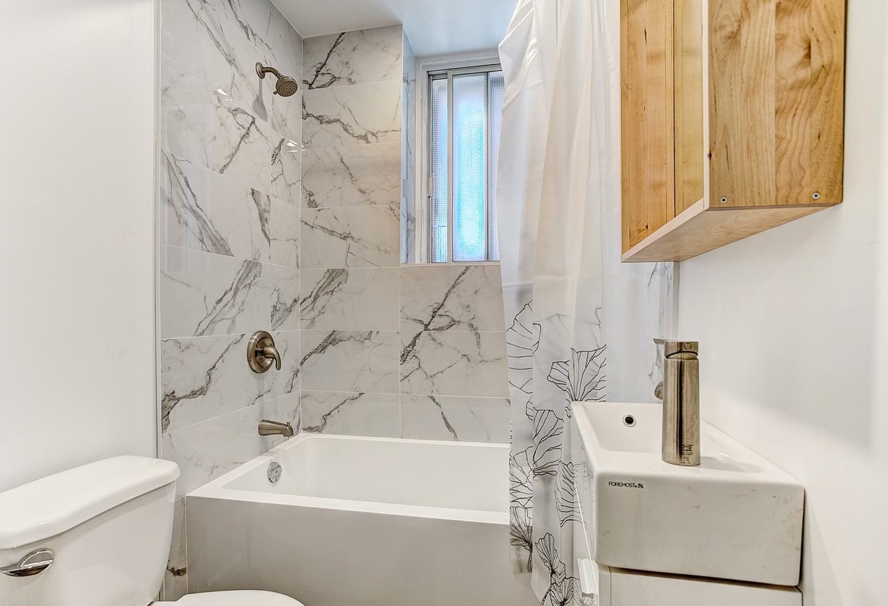 The Newport - Photo 5 of 50