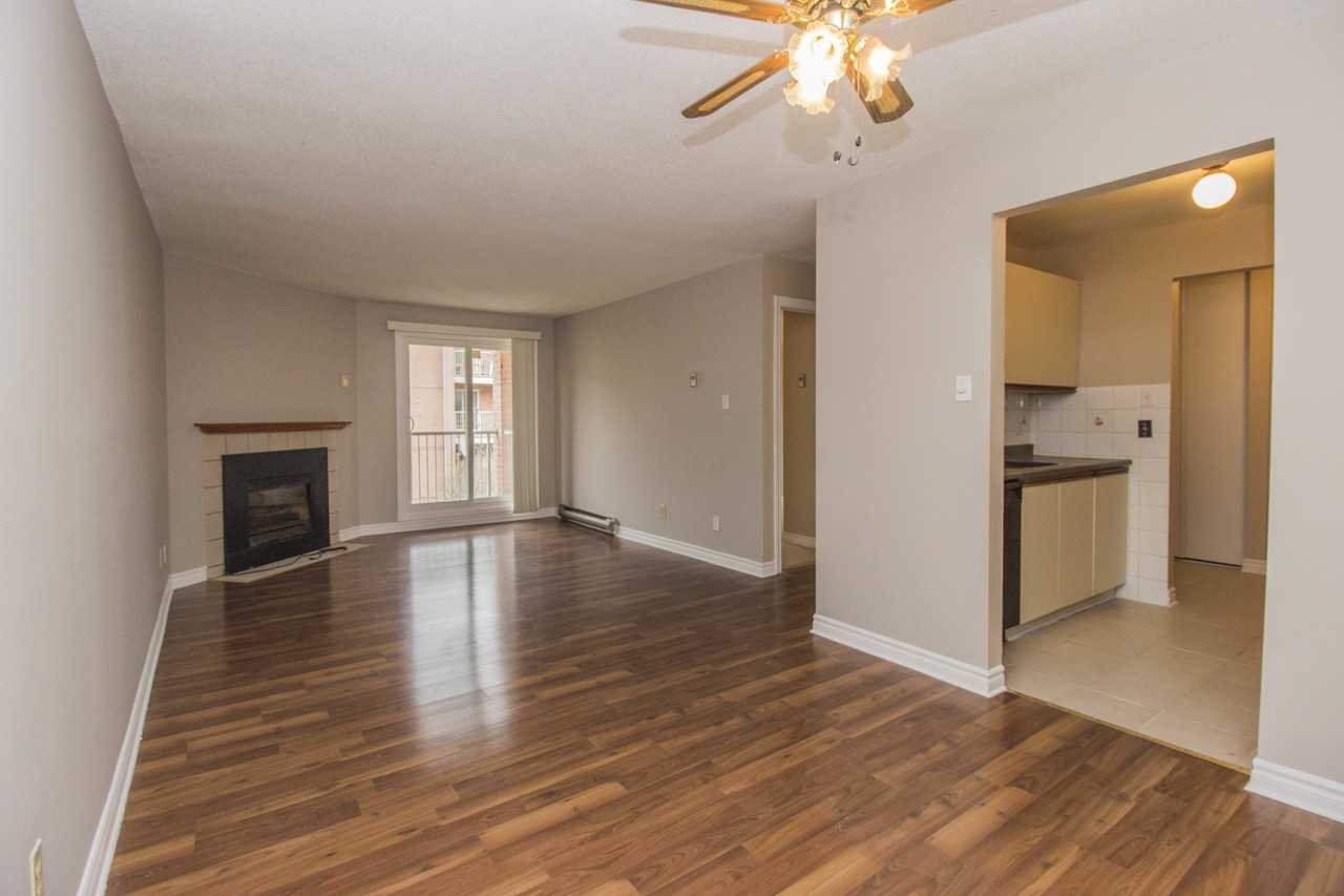 140 Conway Drive - Photo 4 of 15