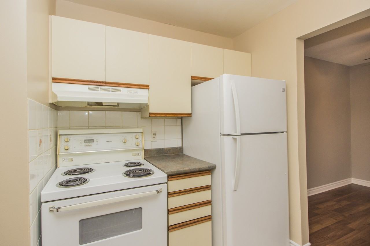 140 Conway Drive - Photo 7 of 15