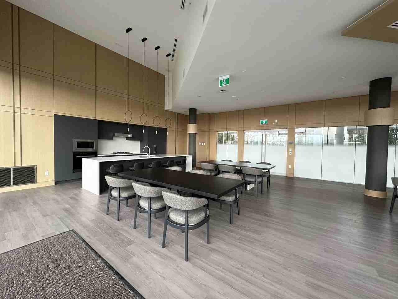 Brentwood Hillside East - Photo 7 of 16