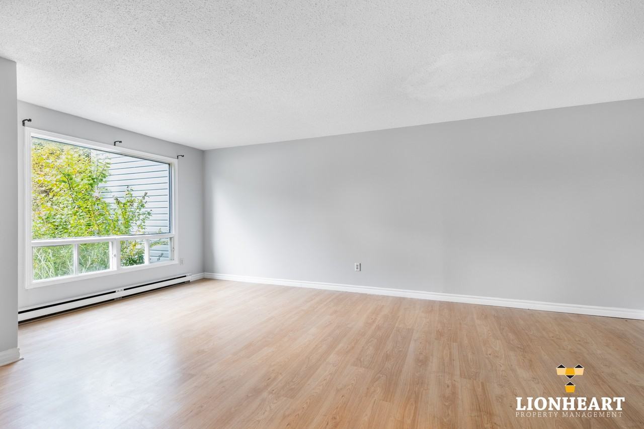 Monmore Rd. 174 - Photo 3 of 27