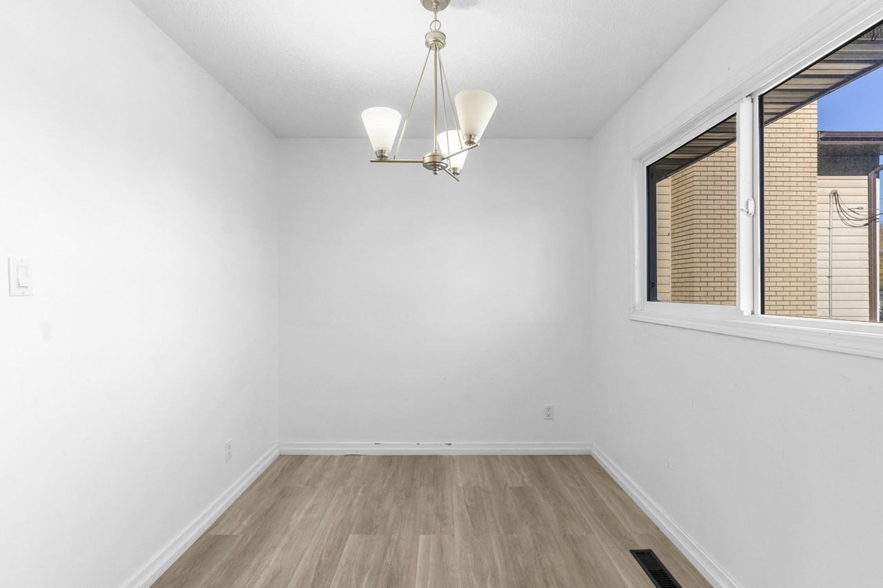 236 Avenue S North - Photo 3 of 36