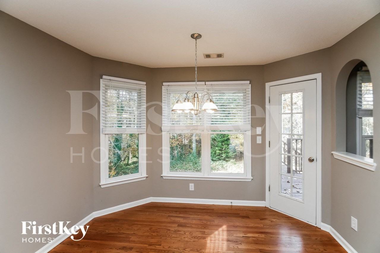 79 Camden Knl - Photo 4 of 15