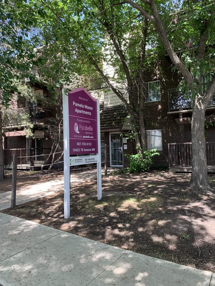 Pamela Manor - Photo 3 of 22