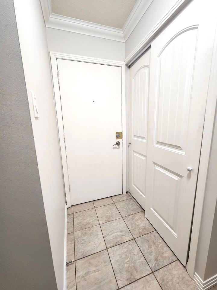 Shangri La - Photo 5 of 19