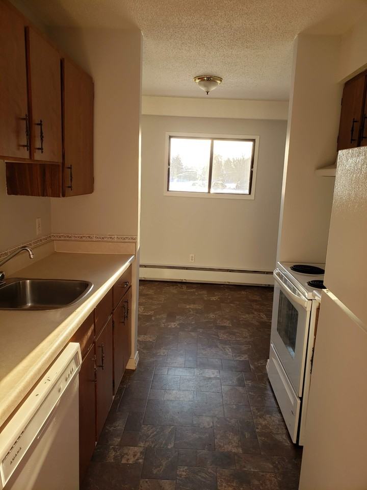 Village Green Apartments - Photo 3 of 9