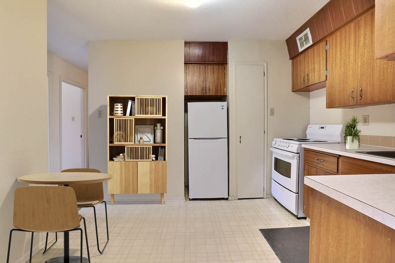 2755 - 31st Ave - Photo 7 of 10