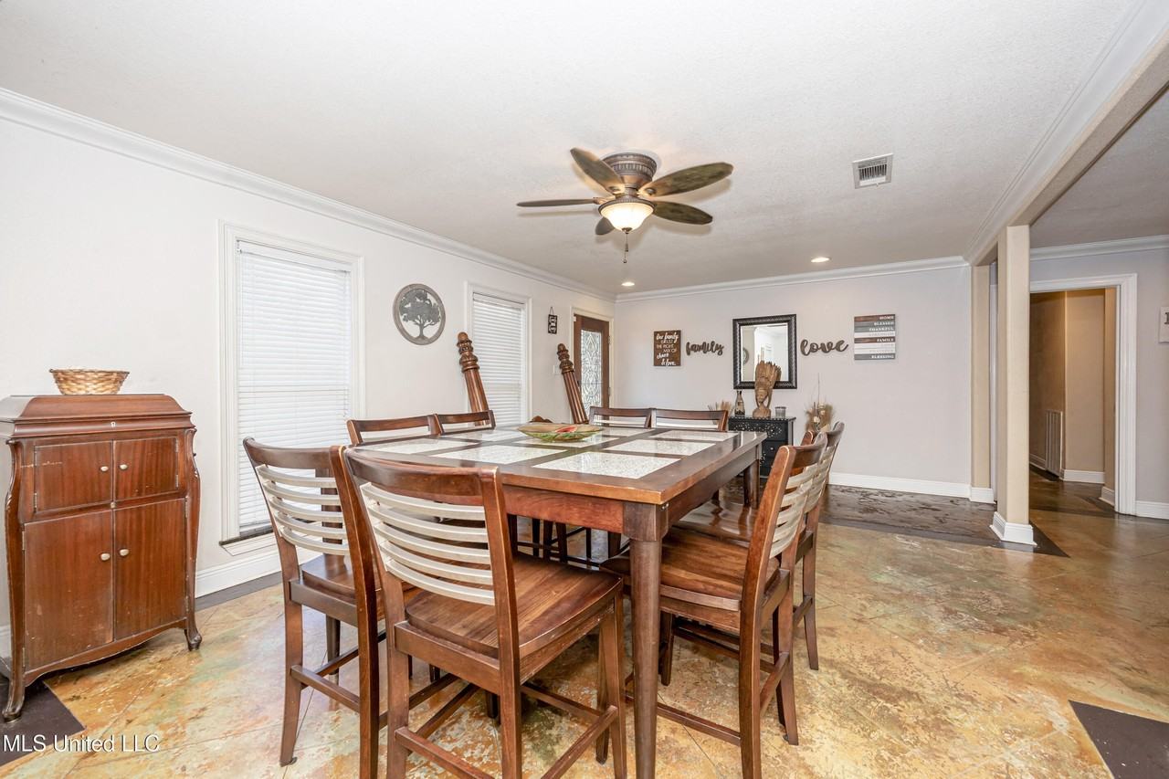 2490 S Shore Dr - Photo 6 of 50