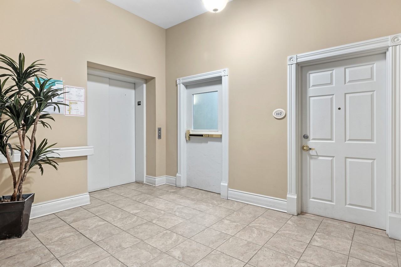 Sandy Hill Apartments - Photo 7 of 27