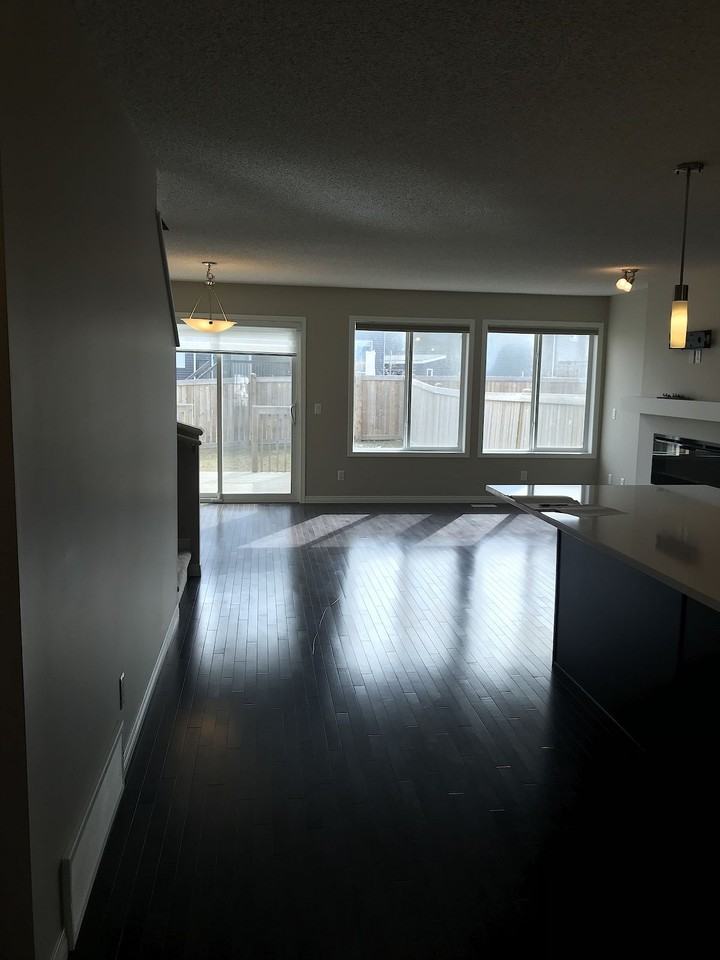 2317 76 Street Southwest, Edmonton, Alberta, Canada, T6X 1S6 - Photo 7 of 15