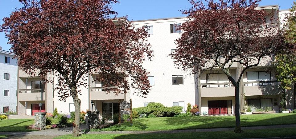 Croft House Apartments - Photo 2 of 18