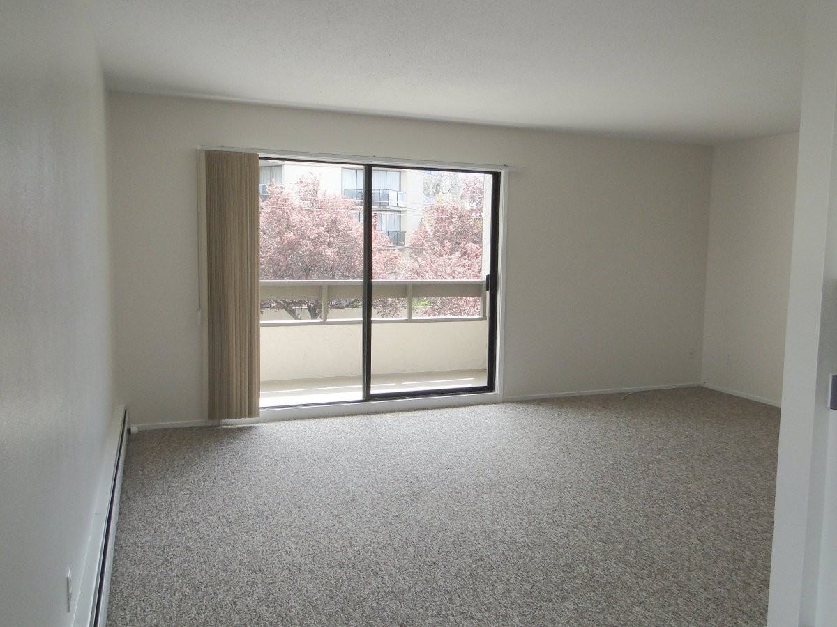 Croft House Apartments - Photo 6 of 18