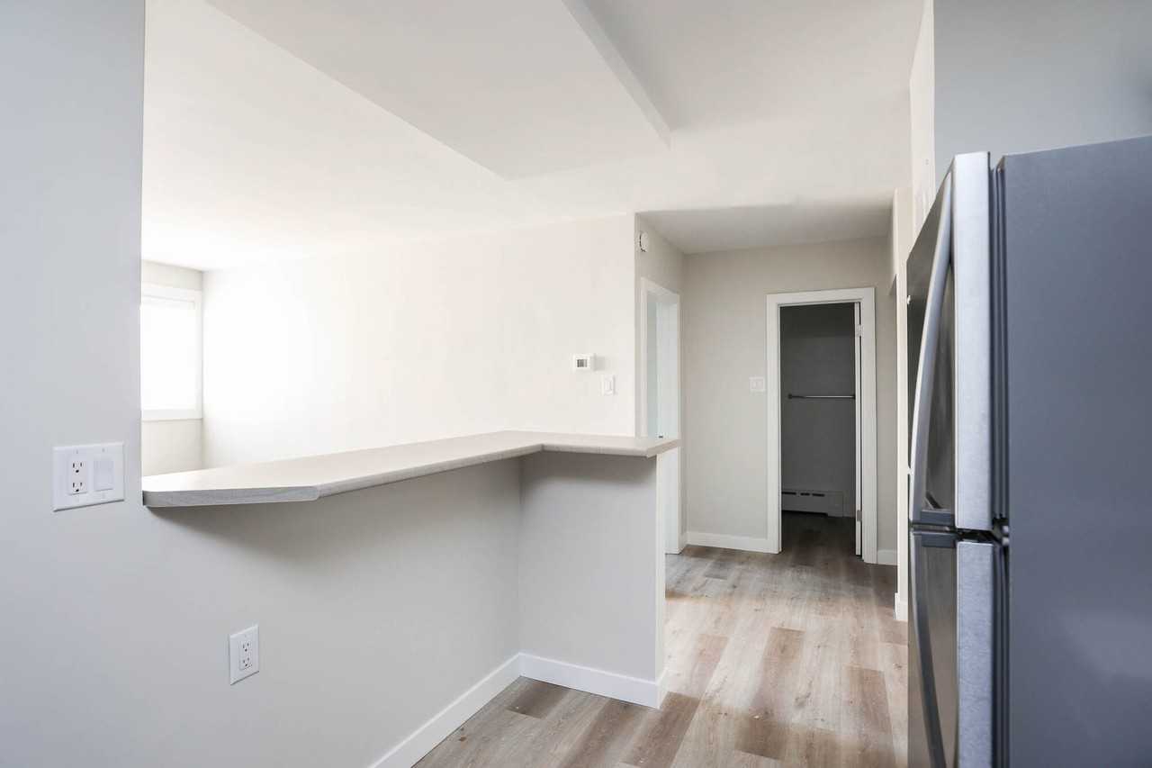 584 Corydon - Photo 5 of 17