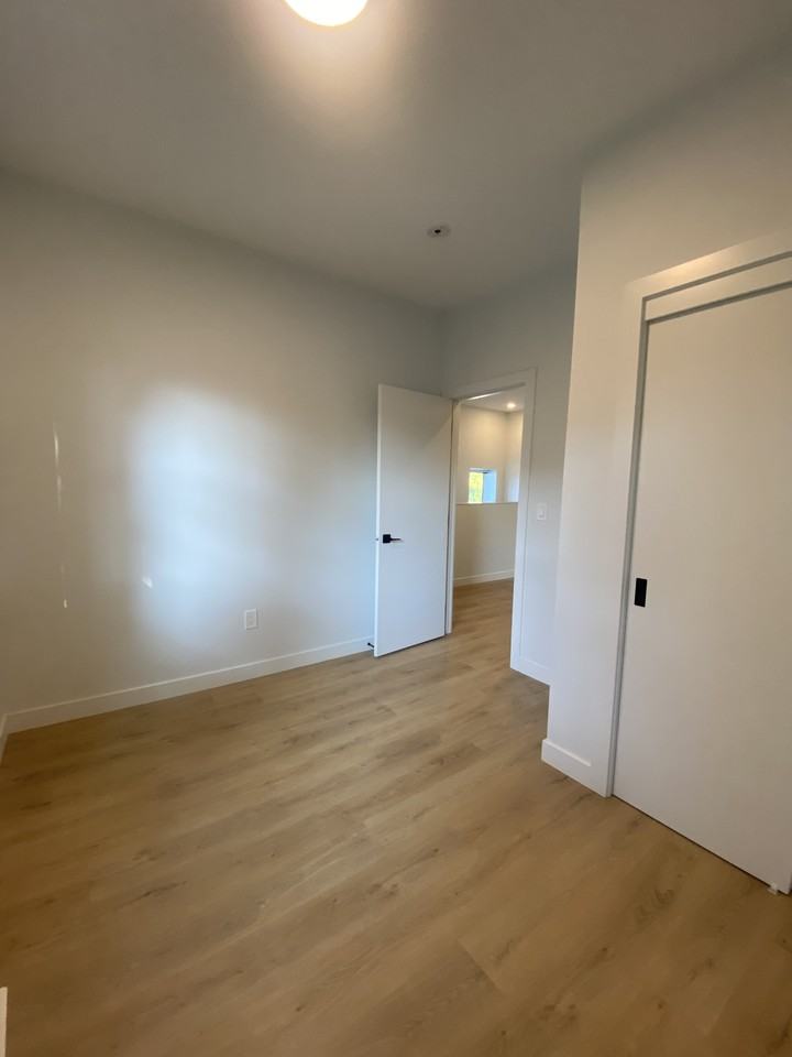 5420 - KL28 - Photo 7 of 22