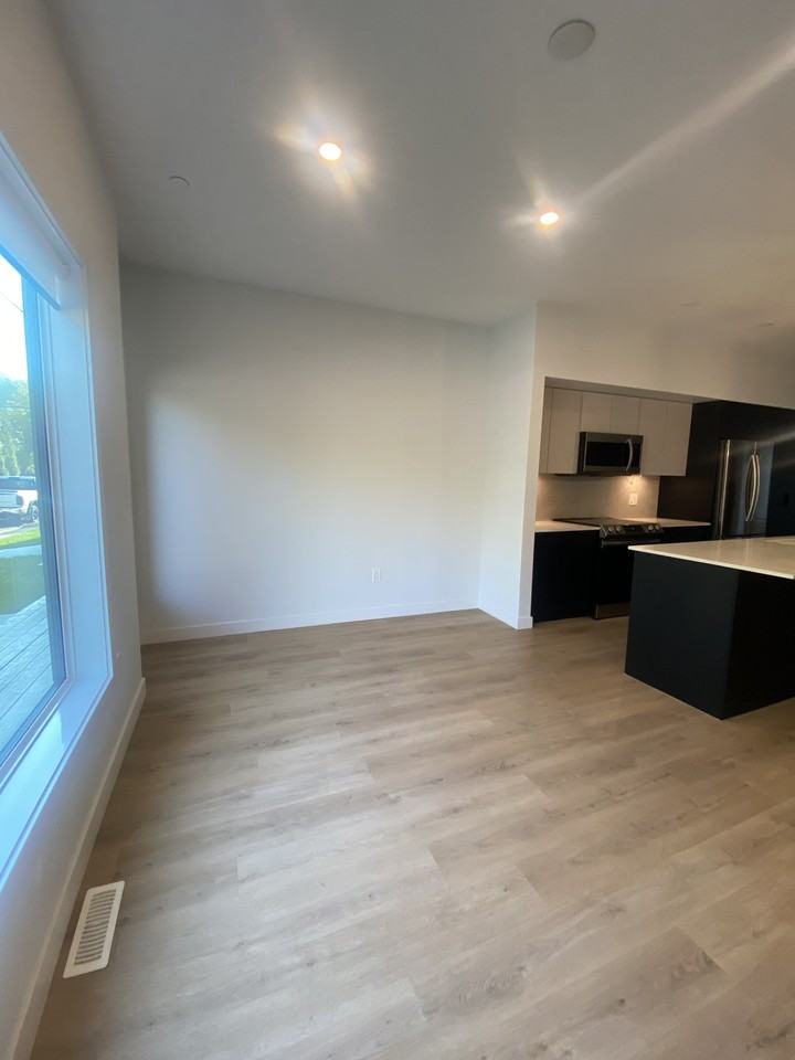 5420 - KL28 - Photo 2 of 21