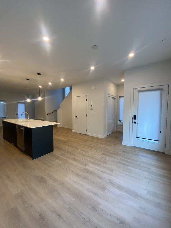 5420 - KL28 - Photo 4 of 21