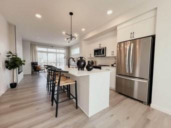 2617 Alces Drive Edmonton Lower suite - Photo 2 of 4