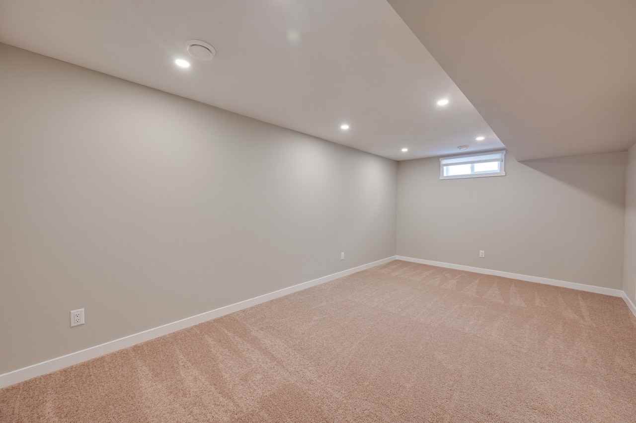 14903 77 ST NW BSMT Suite - Photo 2 of 23