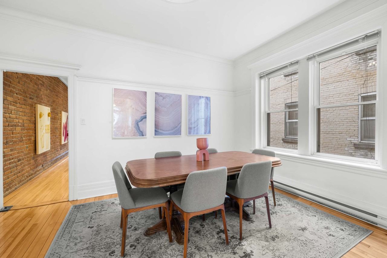 432 Av. Grosvenor - Photo 6 of 18