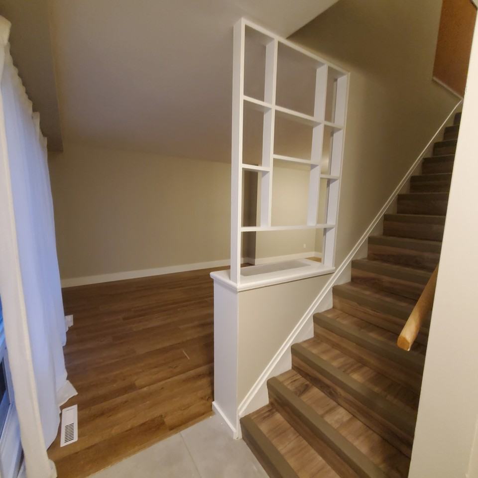 12804 91 St NW Edmonton, AB - Photo 3 of 27