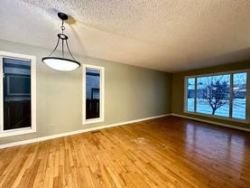 10423 40 Avenue NW - Photo 1 of 1