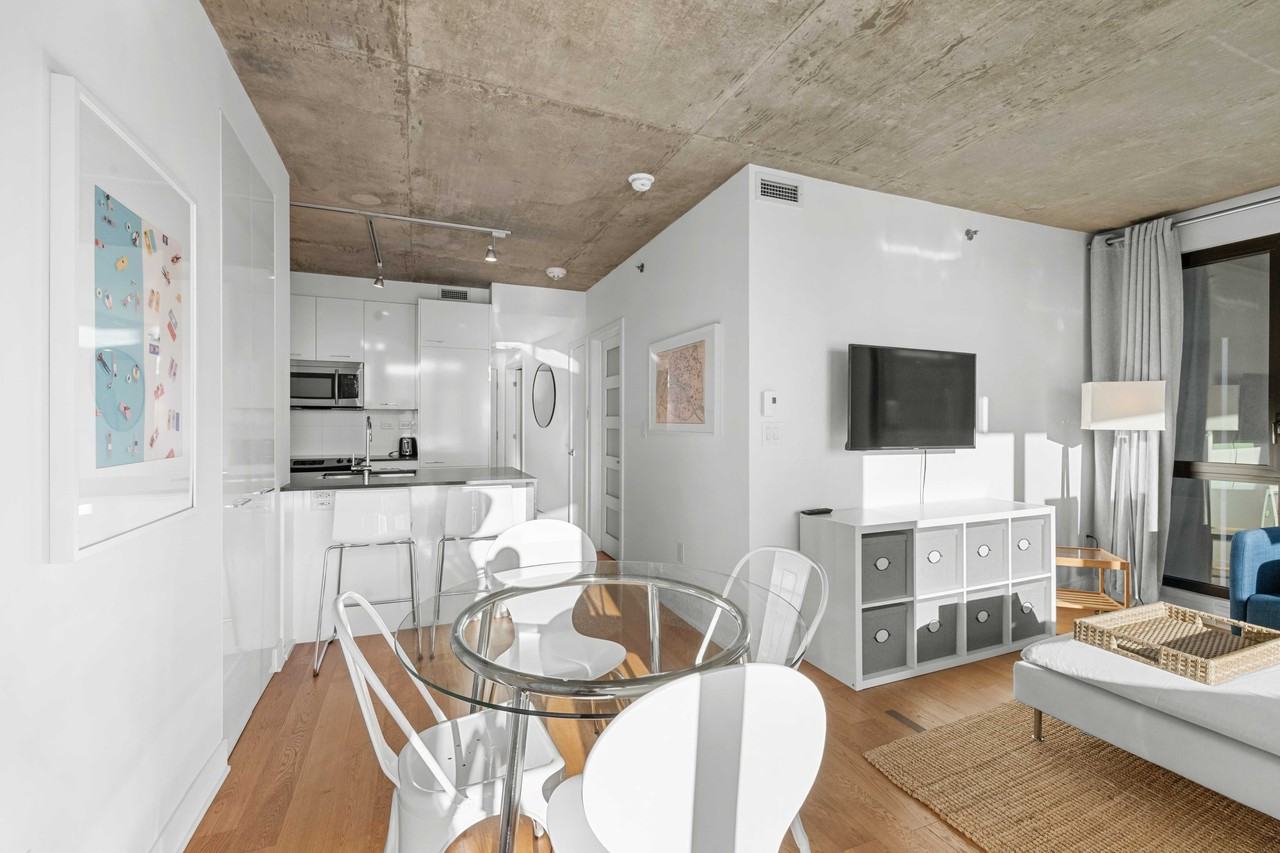 1265 Lambert-Closse, app. 1102 - Photo 6 of 22