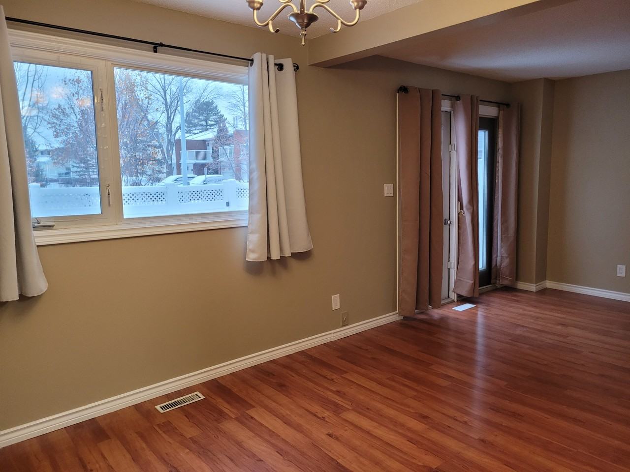 13530-38 Street - Photo 6 of 28