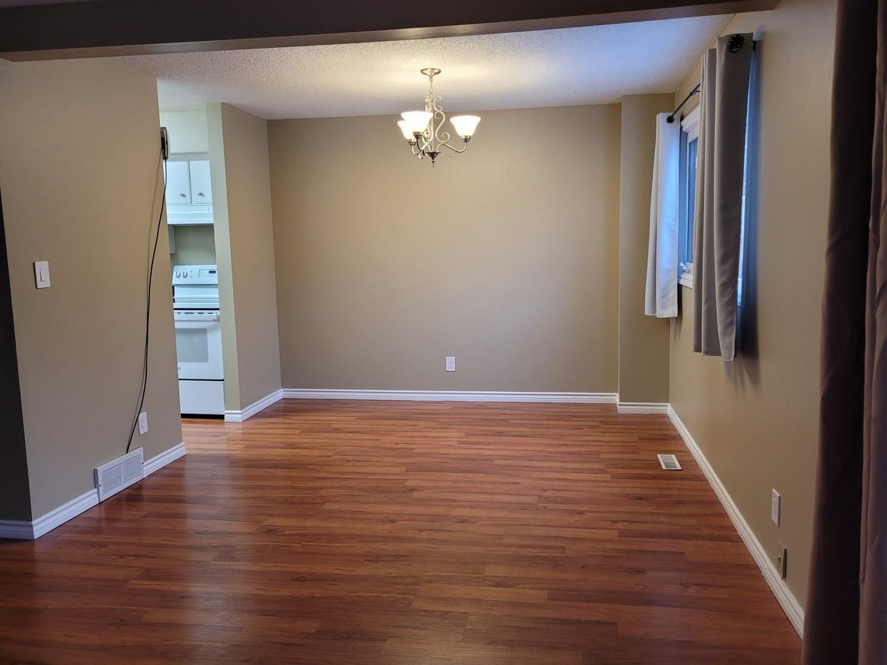 13530-38 Street - Photo 7 of 28