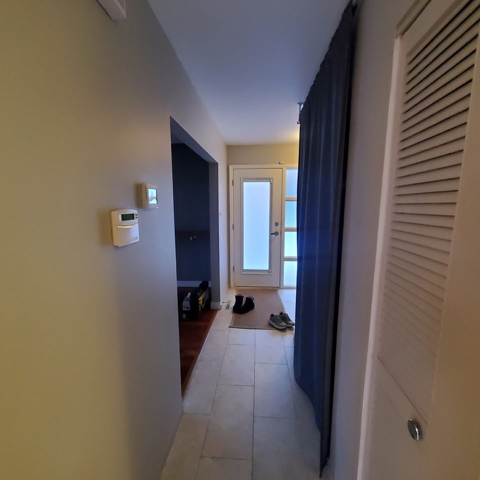 4907 114B St NW Edmonton, AB - Photo 3 of 44