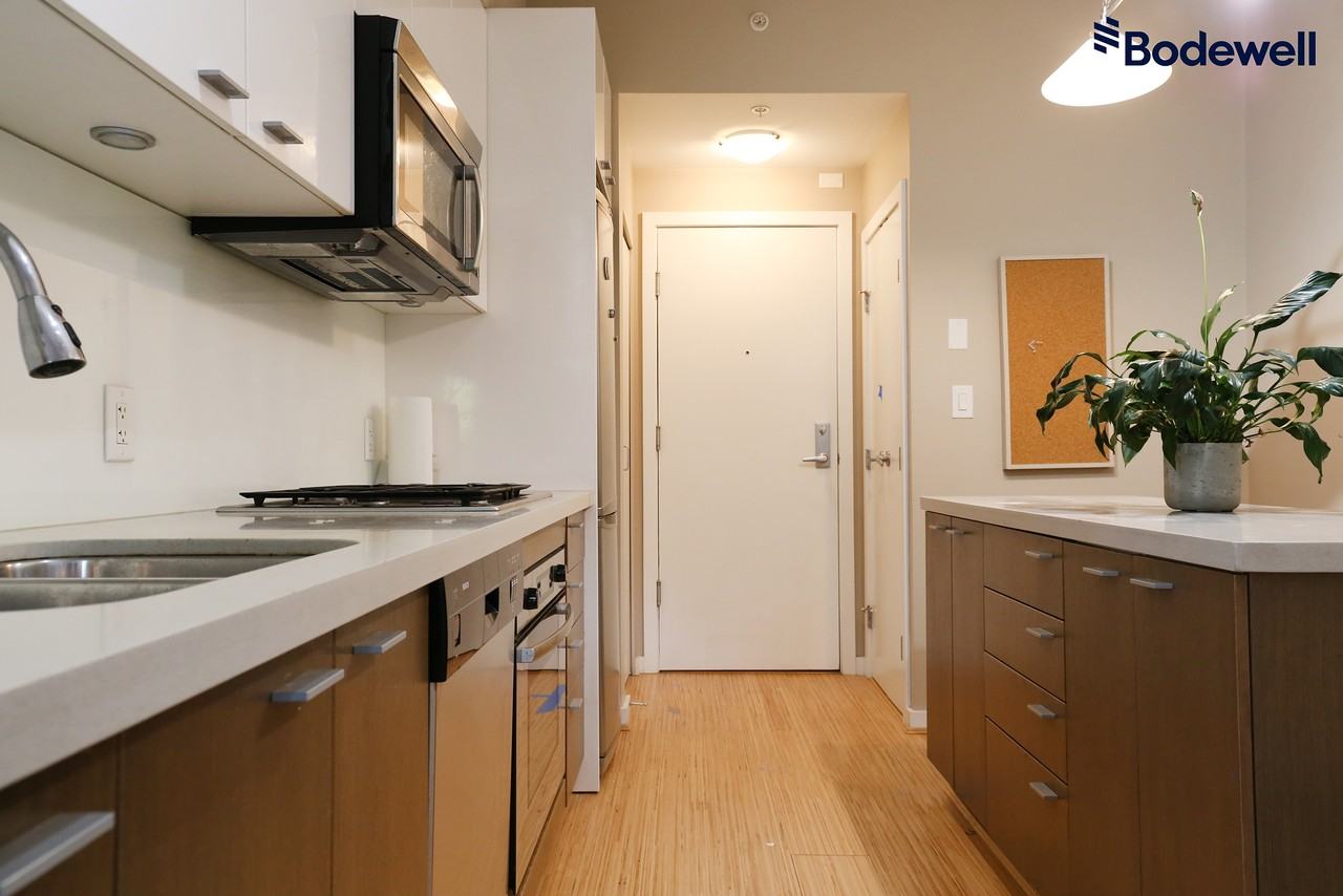 531 Beatty Street - Photo 3 of 12