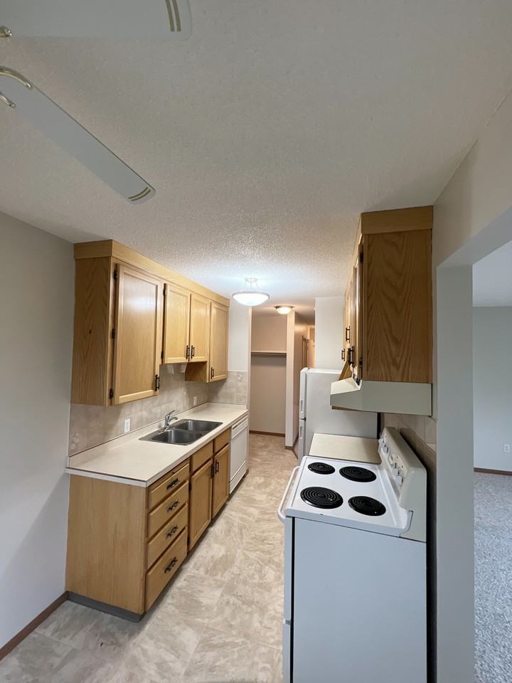 Green Meadows - Photo 3 of 15