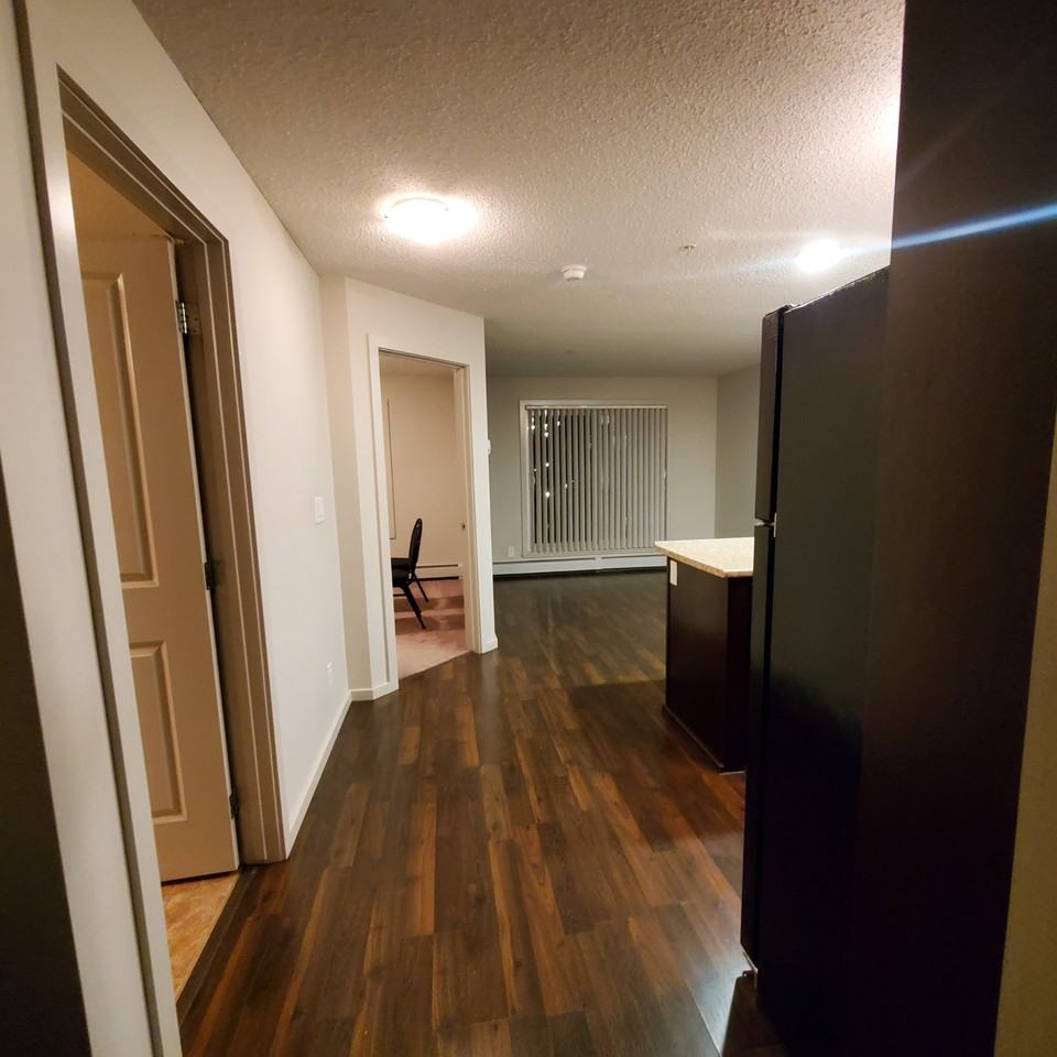 #334, 5515 7 Ave SW - Photo 2 of 16