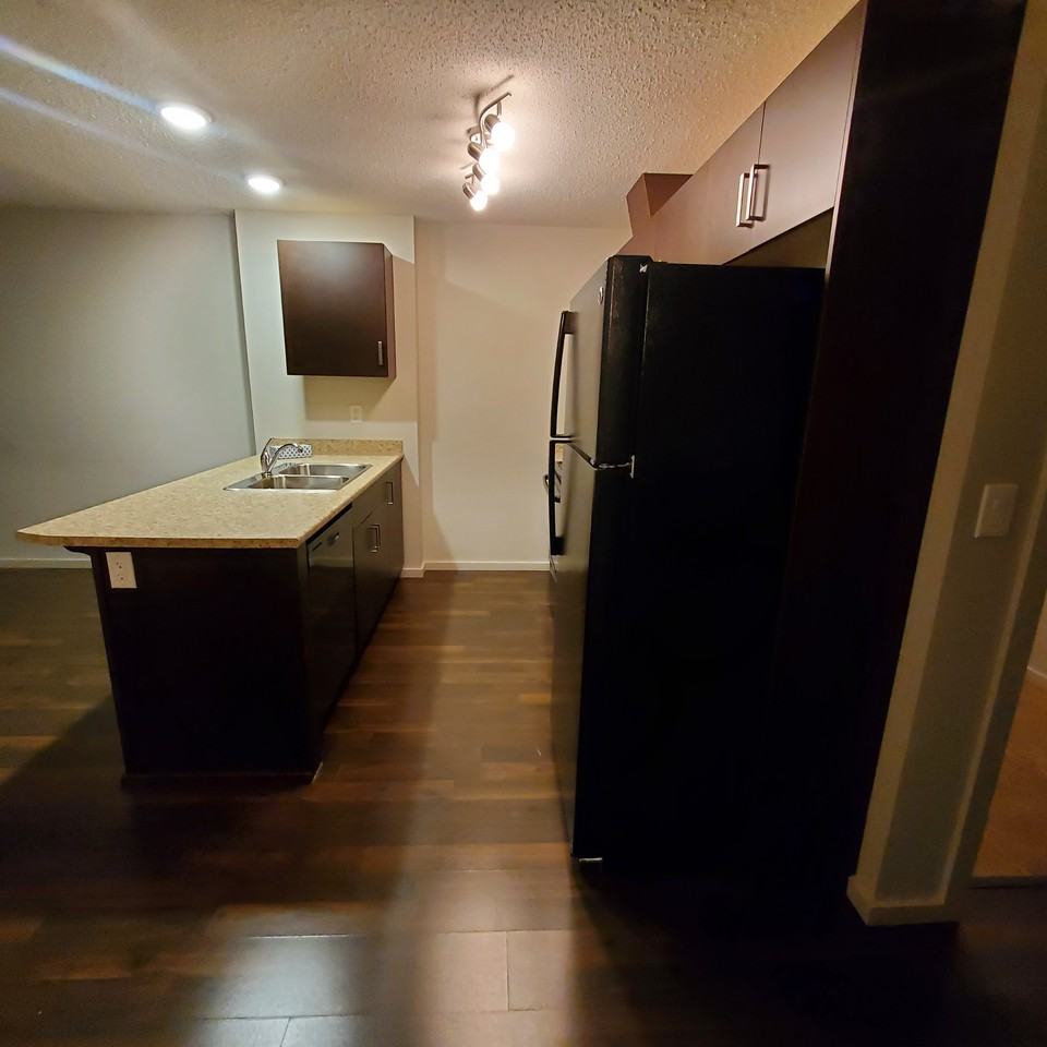 #334, 5515 7 Ave SW - Photo 7 of 16