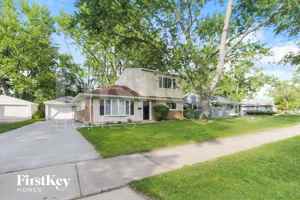 featured image of 164 Blackhawk Dr