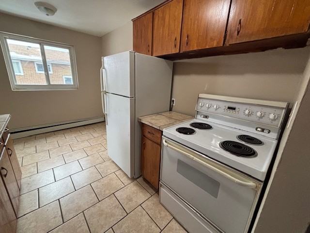 121 Alice Street - 2 bedroom - Photo 5 of 14