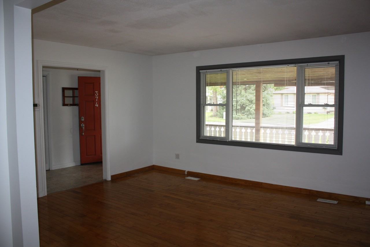 374 Albert St, Corunna - Photo 7 of 20