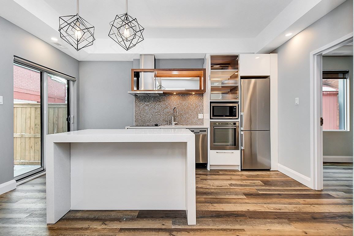 534 Lisgar Street - Photo 2 of 20