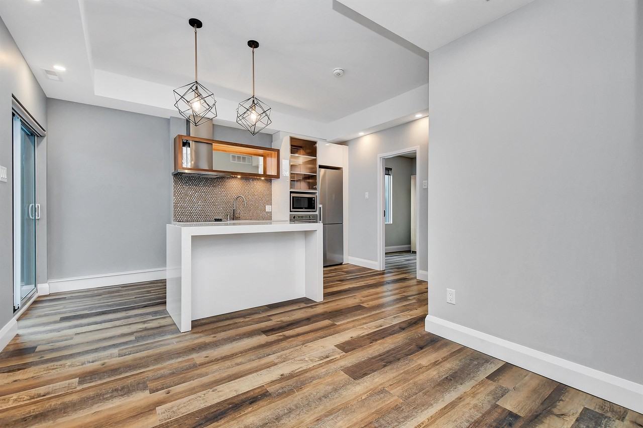 534 Lisgar Street - Photo 5 of 20