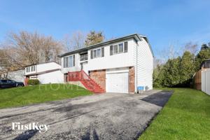 featured image of 136 Pacific Dr