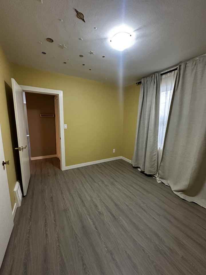 10627 61 Ave NW - Photo 5 of 28